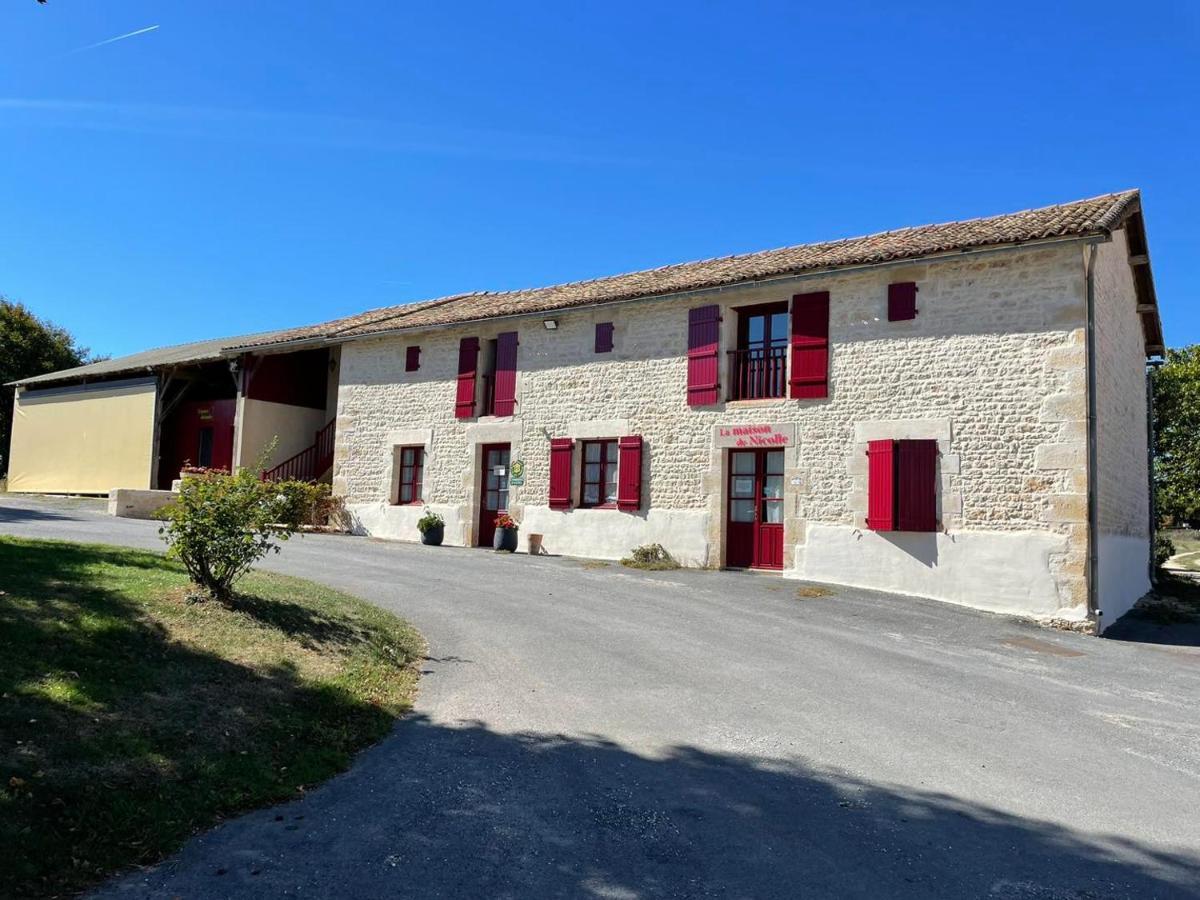 Chambres D'Hotes Du Puy D'Anche Sauzé-Vaussais Екстериор снимка